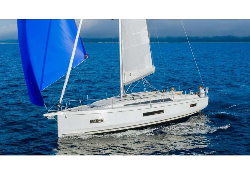 Sailboat Oceanis 40.1