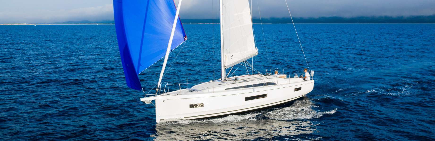 Sailboat Oceanis 40.1