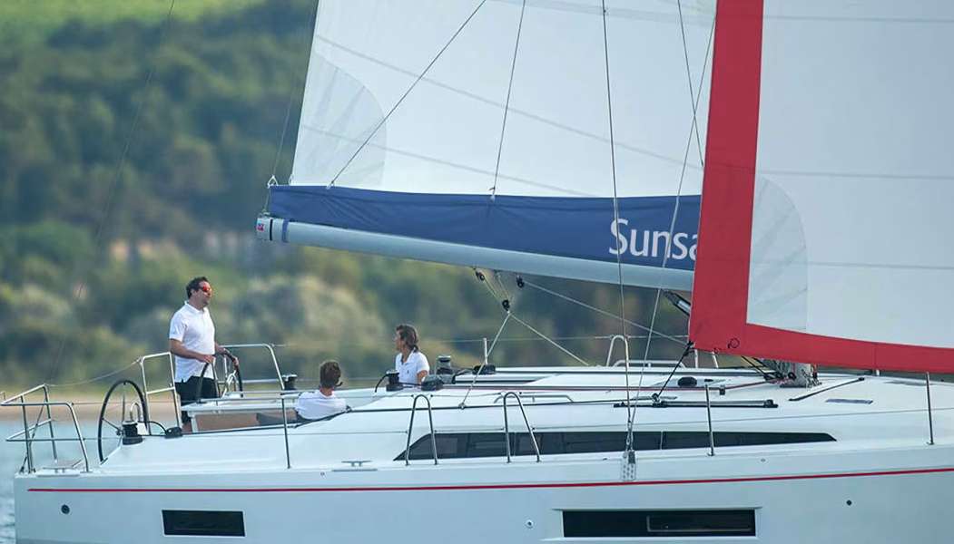 Barca a vela Oceanis 40.1