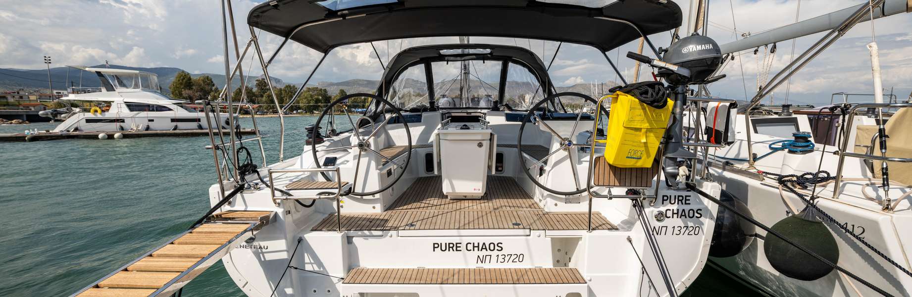 Sailboat Oceanis 40.1