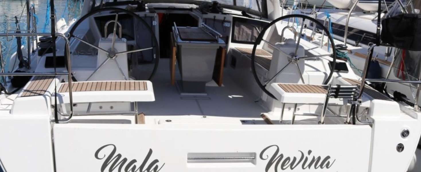 Парусная яхта Oceanis 41.1