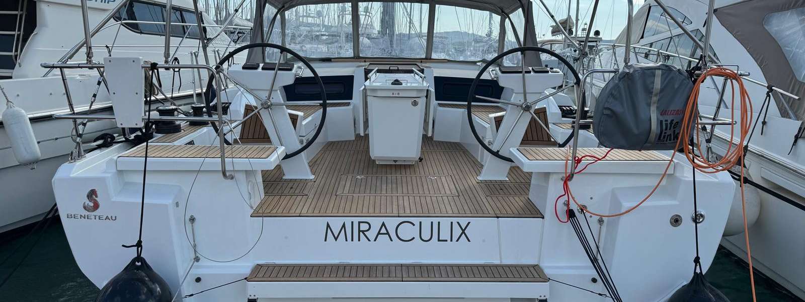 Парусная яхта Oceanis 46.1