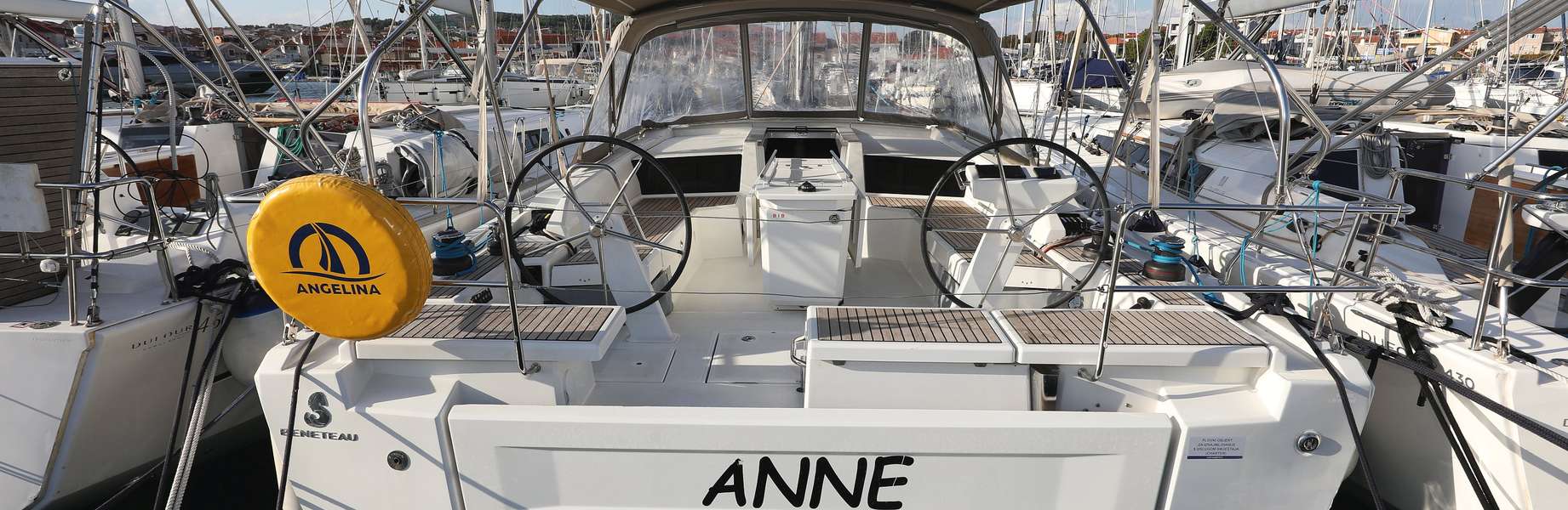 Парусная яхта Oceanis 46.1