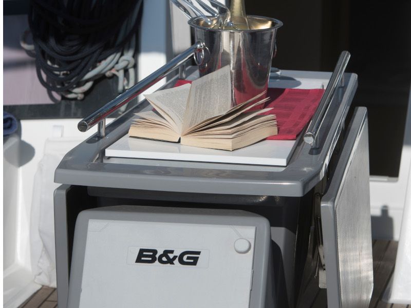 Segelboot Oceanis 48