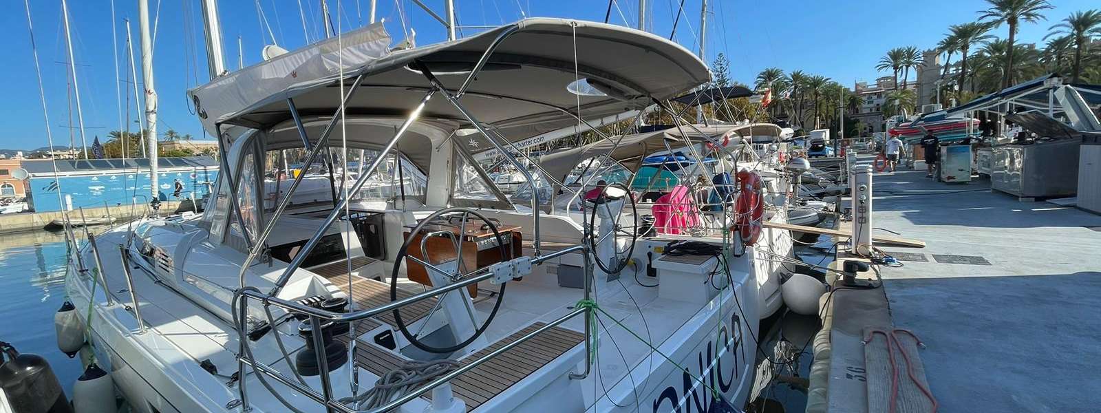 Sailboat Oceanis 51.1