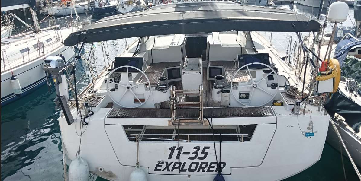 Sailboat Oceanis 55.1