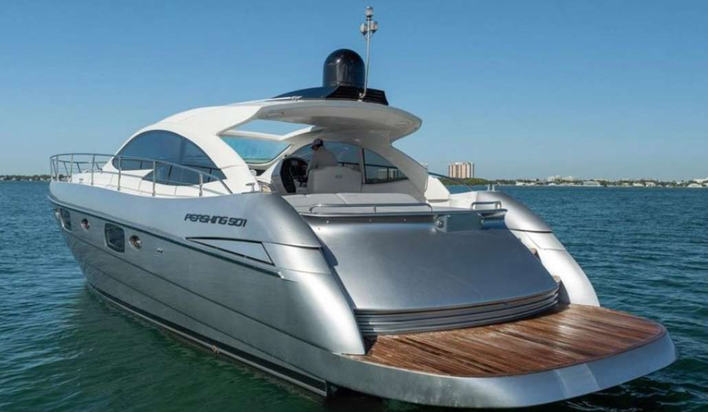 Barco a motor Pershing 50