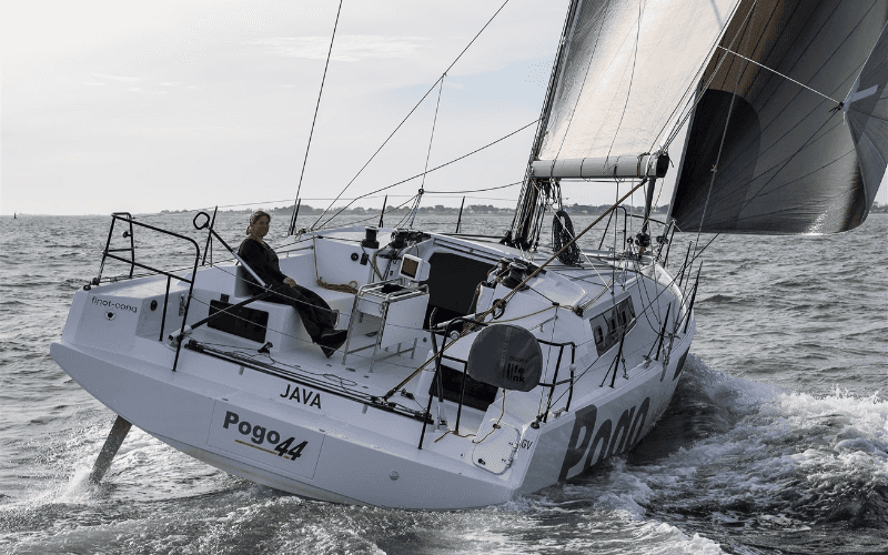 Segelboot Pogo 44