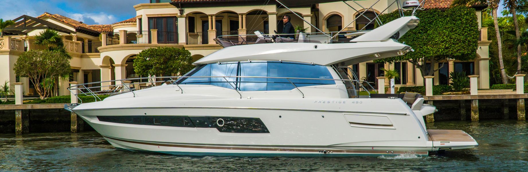 Barco a motor Prestige 460