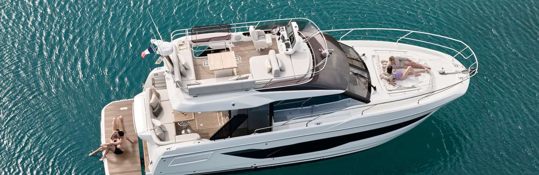 Barco a motor Prestige F4.3
