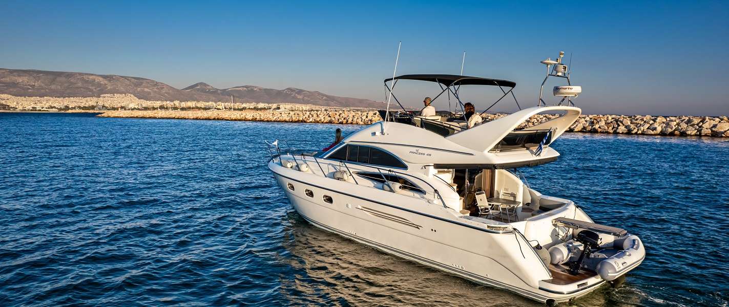 Bateaux à moteur Princess 45