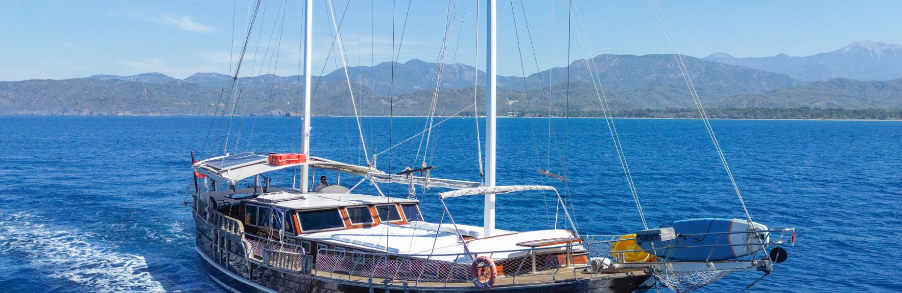 Goleta Pronto White