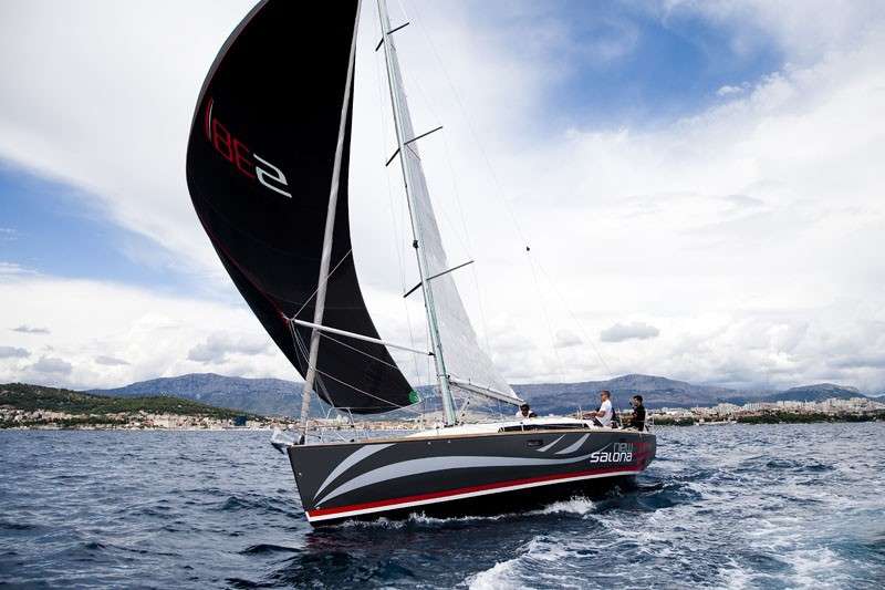 Sailboat Salona 38
