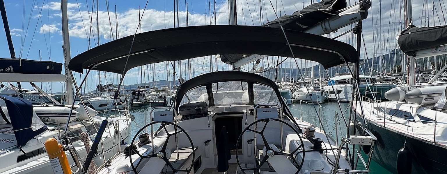 Barca a vela Salona 44