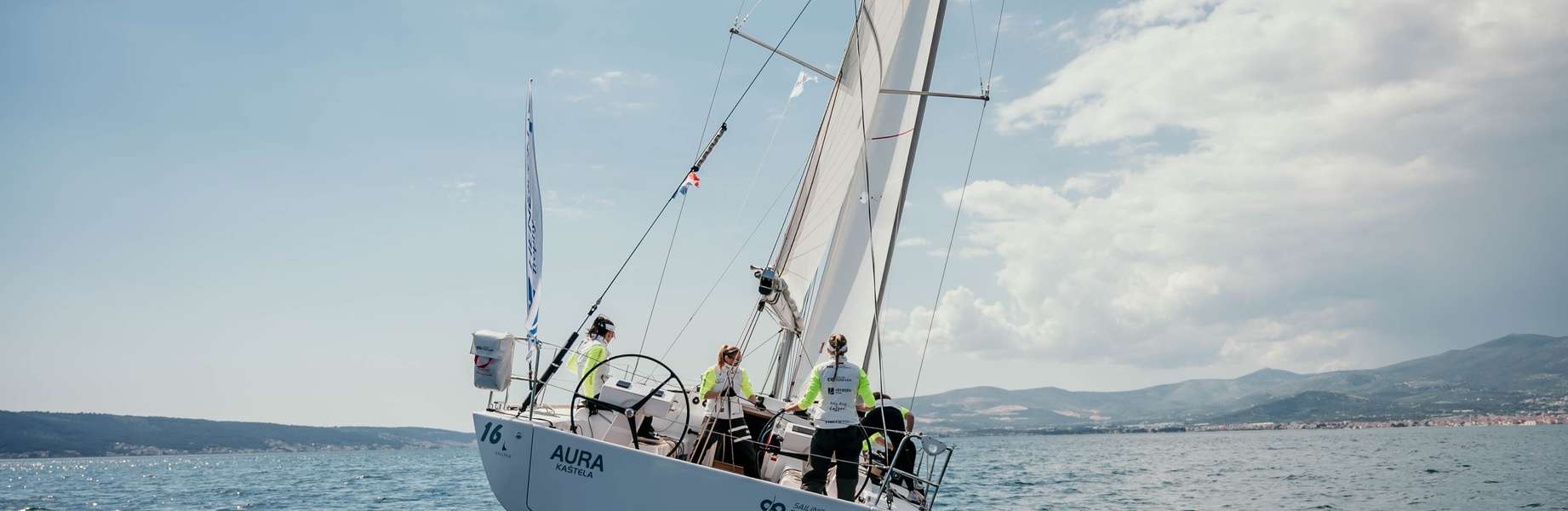 Sailboat Salona 46