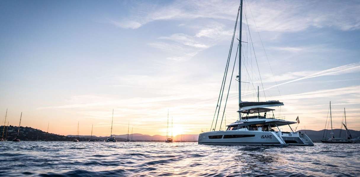 Catamarano Samana 59