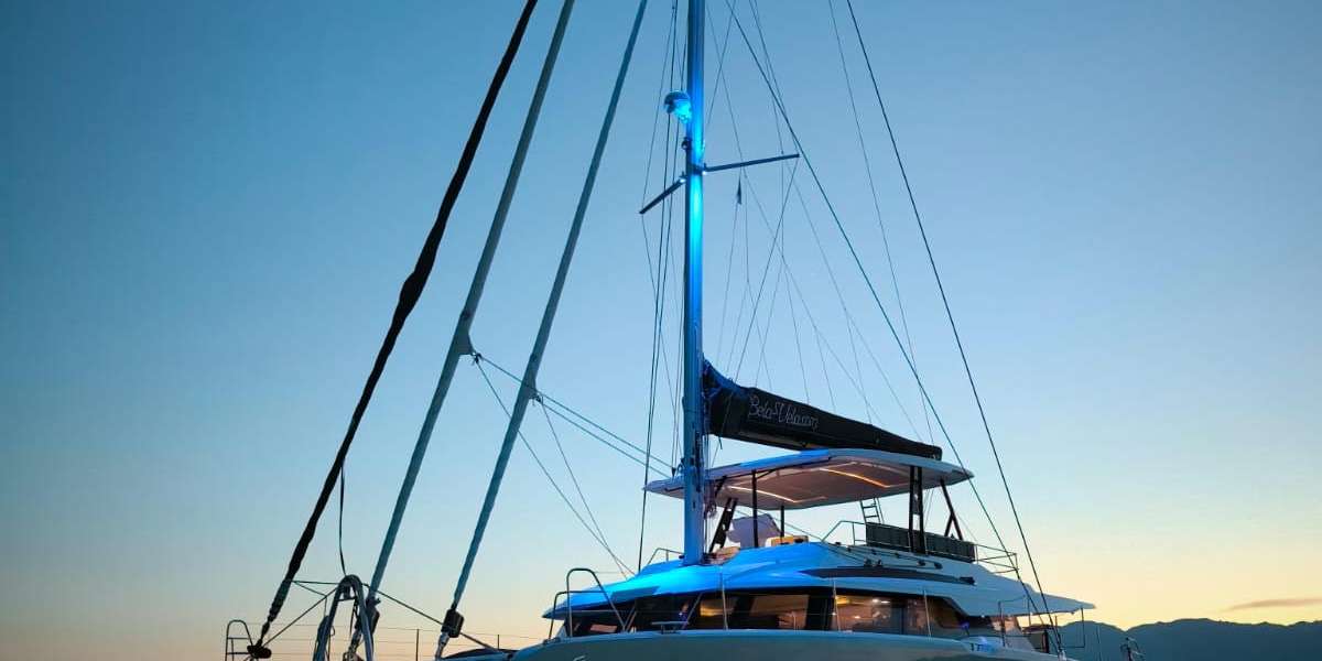 Catamarano Samana 59