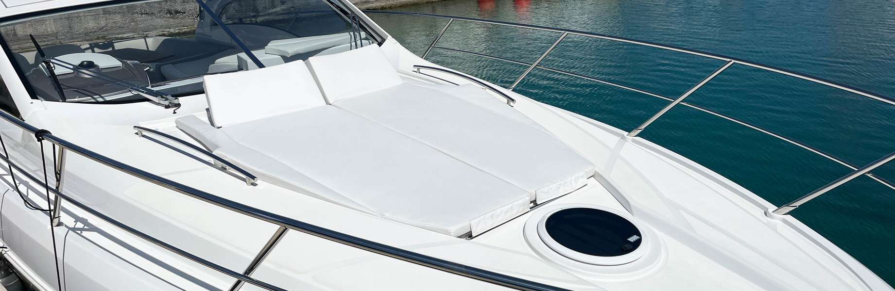 Bateaux à moteur Sessa C38