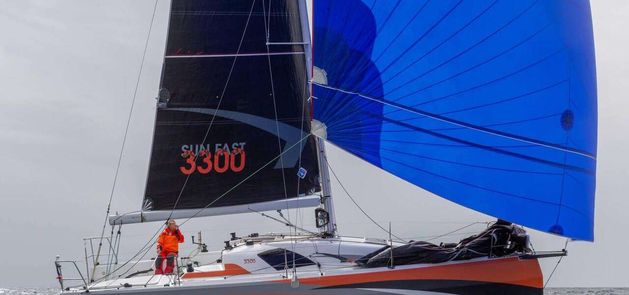 Sailboat Sun Fast 3300