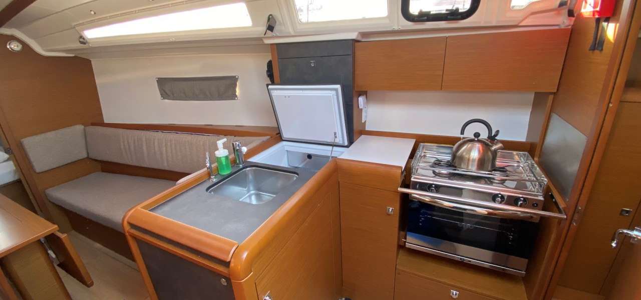 Velero Sun Odyssey 349