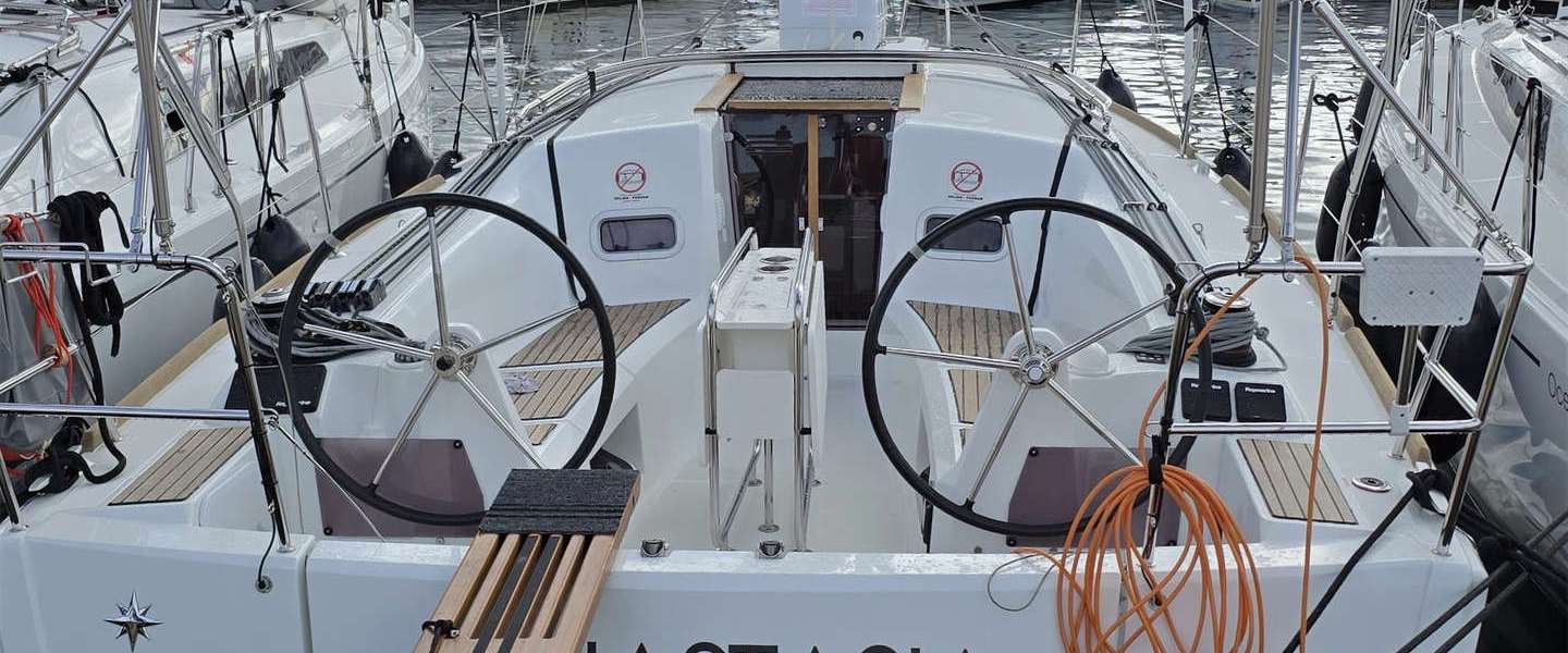 Парусная яхта Sun Odyssey 349