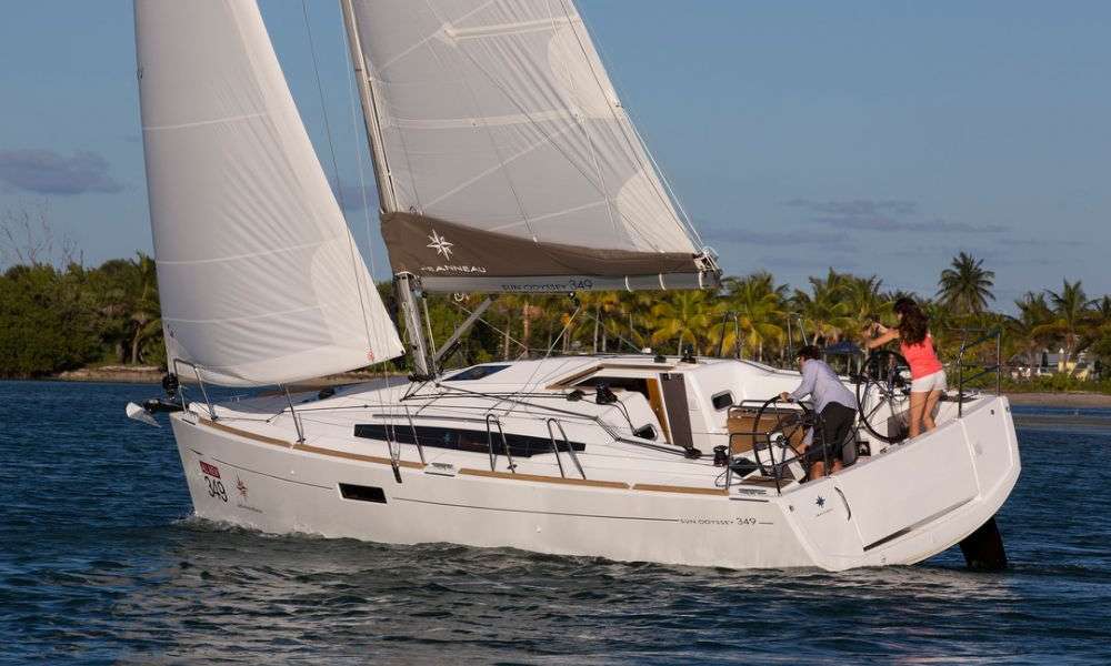 Sailboat Sun Odyssey 349
