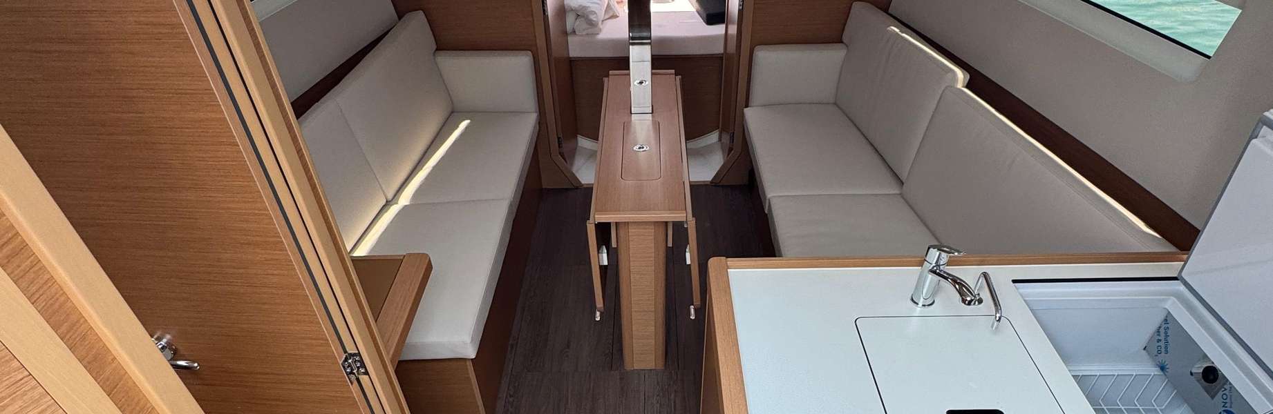 Velero Sun Odyssey 350
