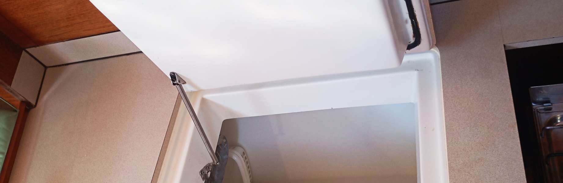 Sailboat Sun Odyssey 37