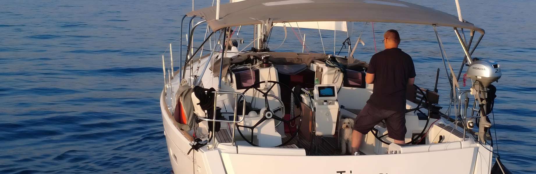 Sailboat Sun Odyssey 389