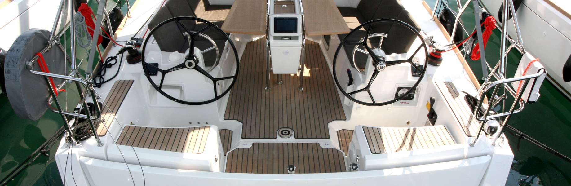 Barca a vela Sun Odyssey 389