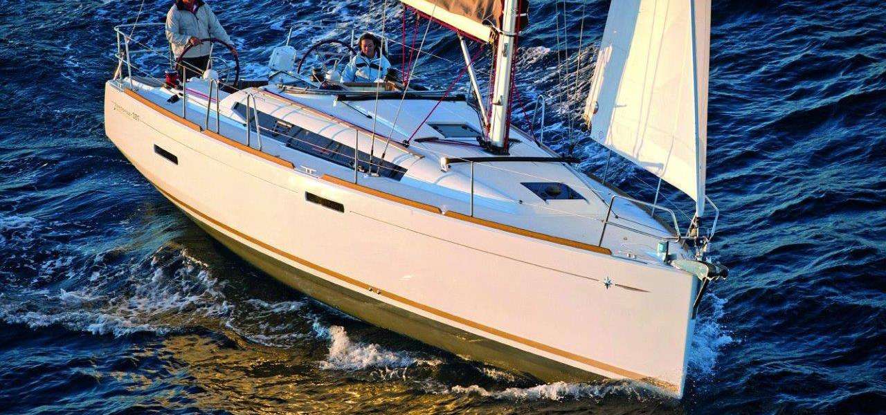 Sailboat Sun Odyssey 389