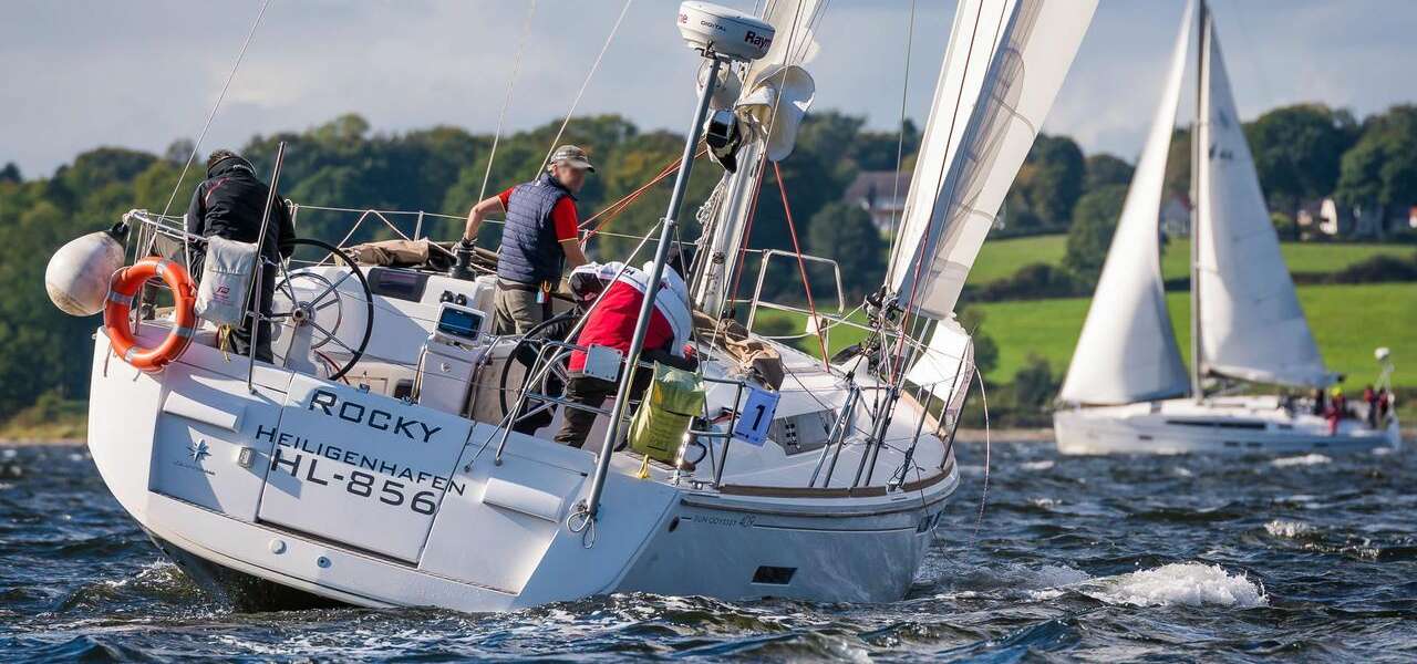 Парусная яхта Sun Odyssey 409