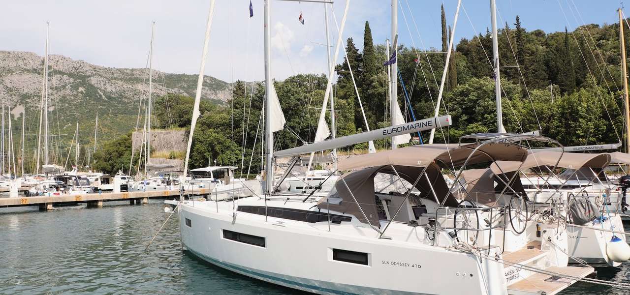 Velero Sun Odyssey 410