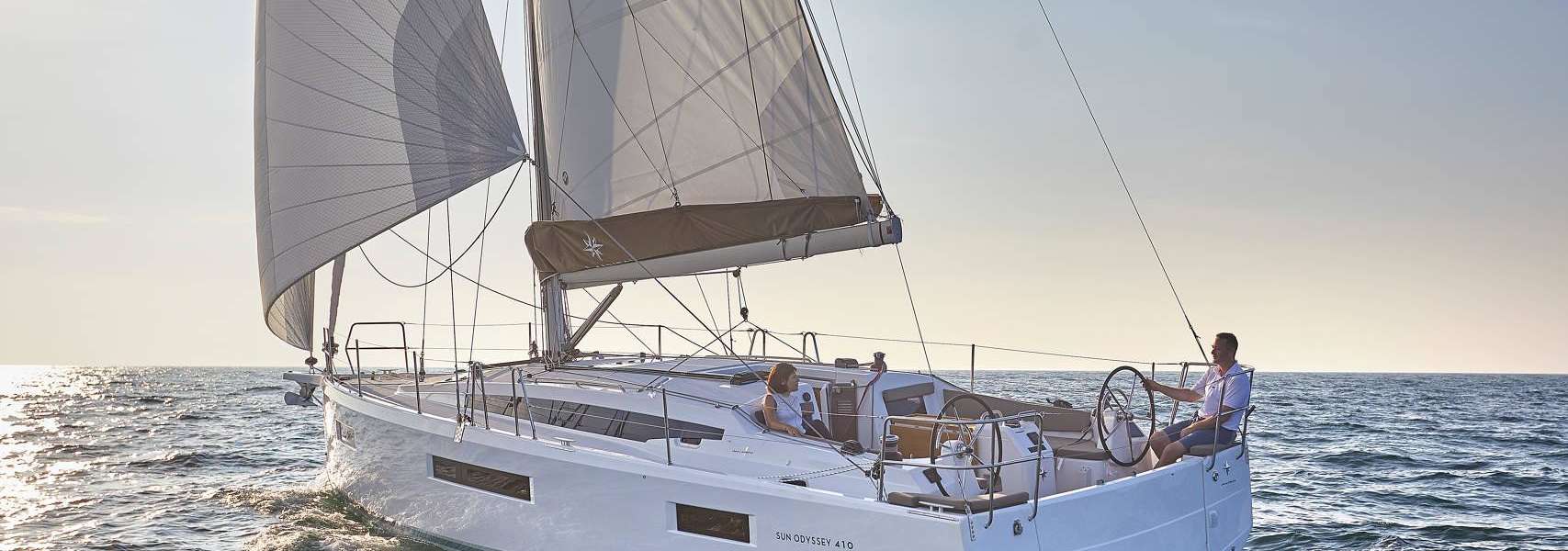 Sailboat Sun Odyssey 410