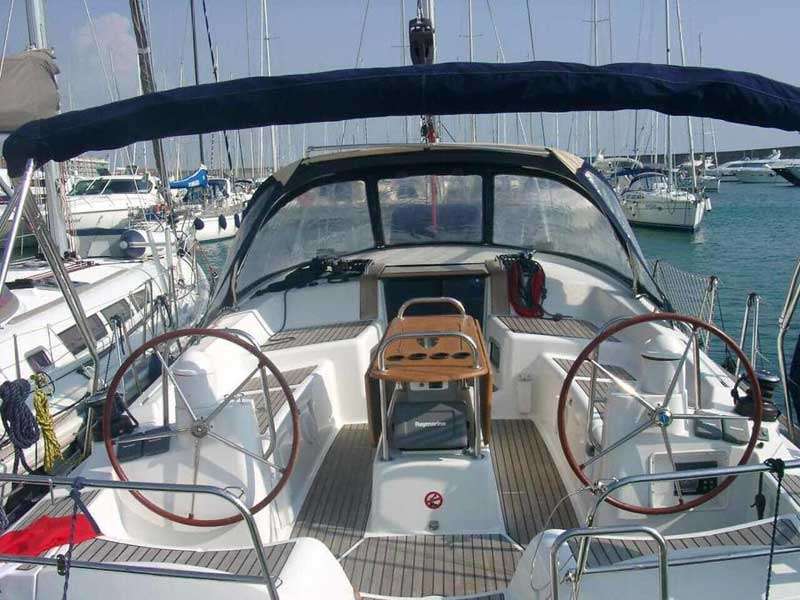 Sailboat Sun Odyssey 42 DS