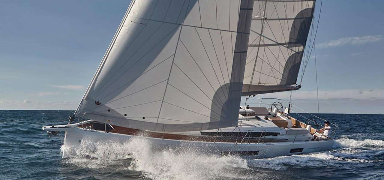 Sailboat Sun Odyssey 440