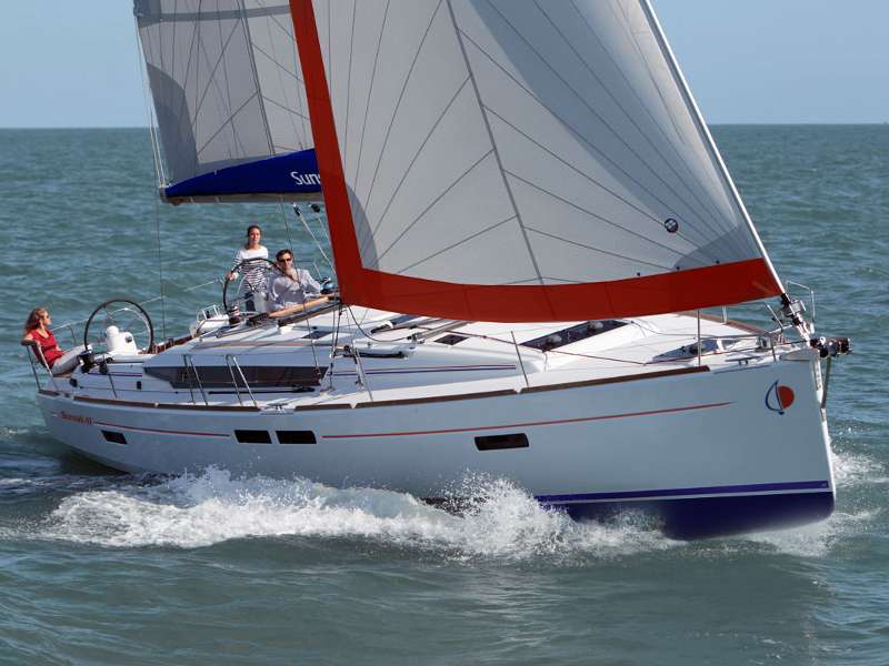 Парусная яхта Sun Odyssey 469