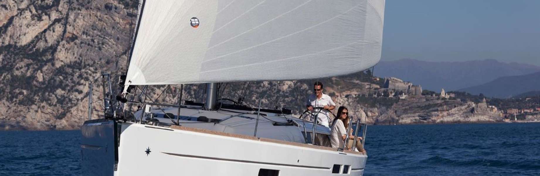 Sailboat Sun Odyssey 479