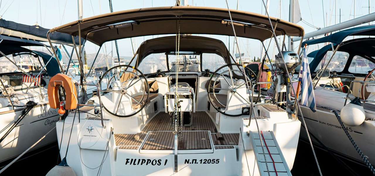 Sailboat Sun Odyssey 479