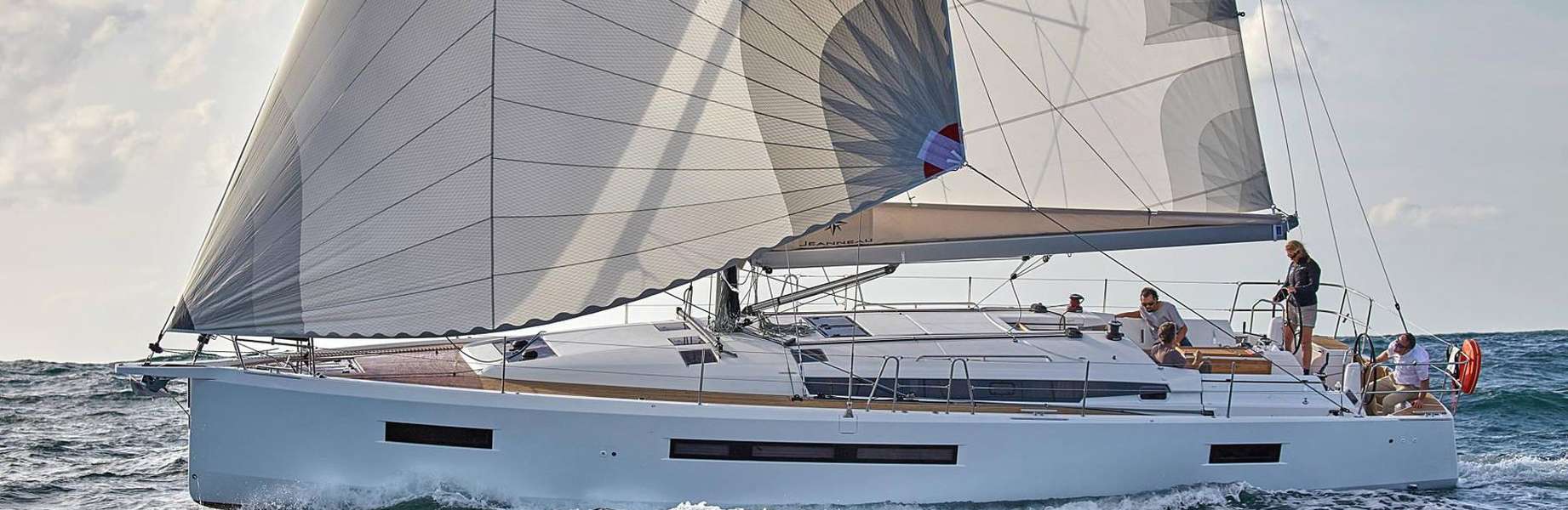 Парусная яхта Sun Odyssey 490