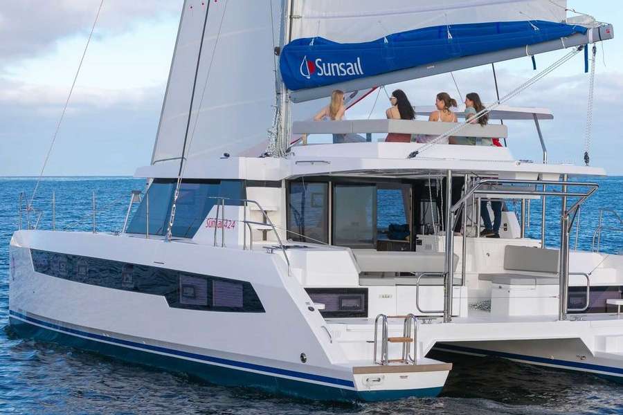 Catamarano Leopard 42