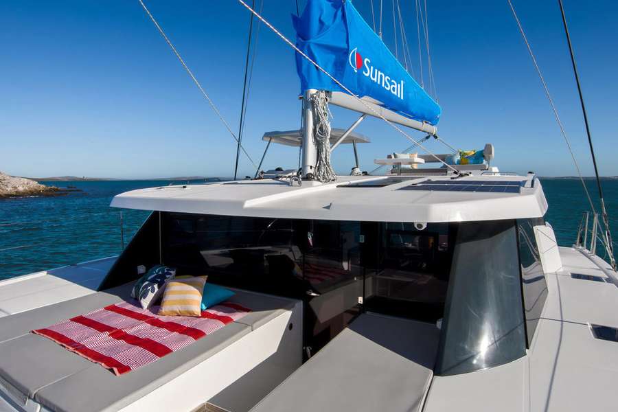 Catamaran Leopard 42