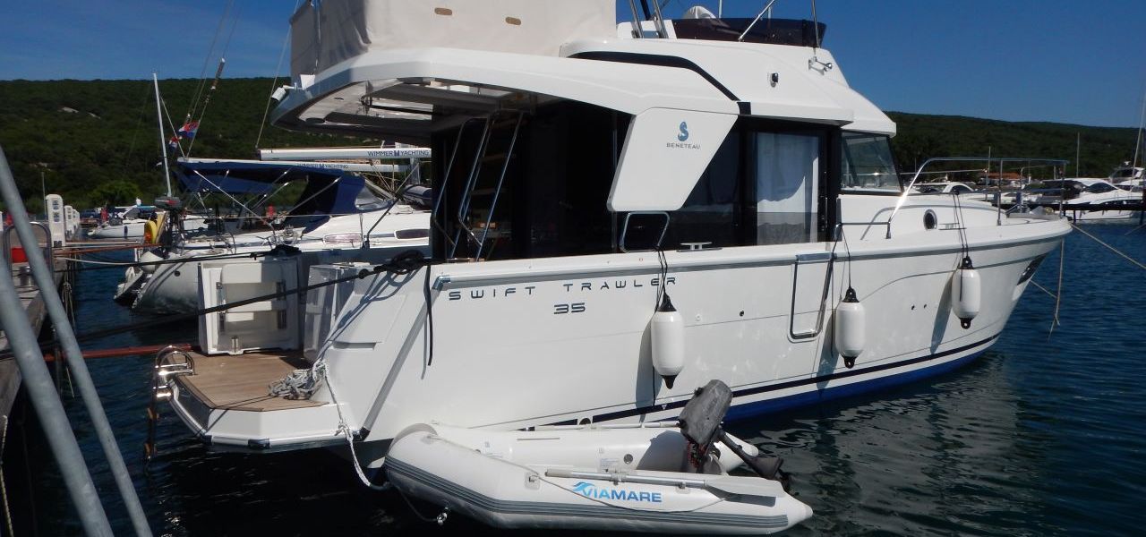 Motorboot Swift Trawler 35