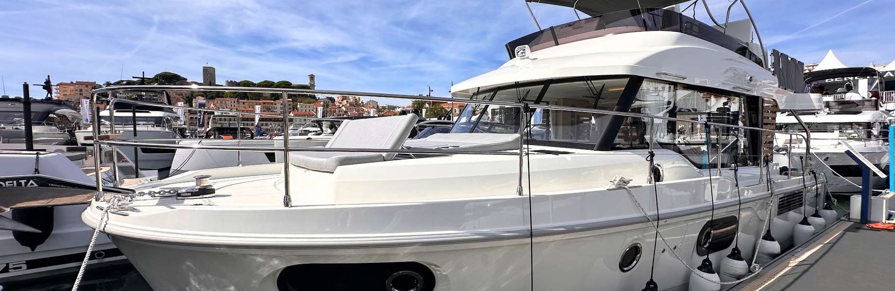 Bateaux à moteur Swift Trawler 41
