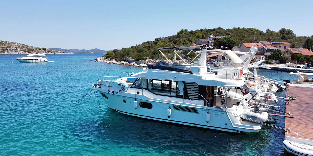 Motorboot Swift Trawler 41 Fly