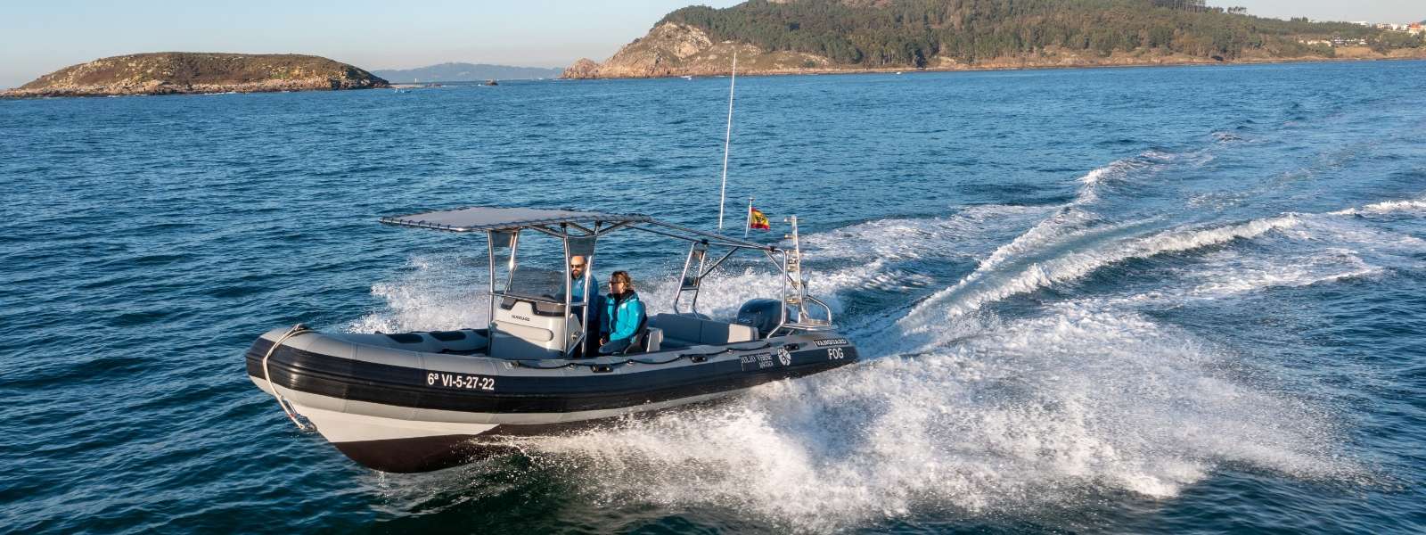 Halbstarres Boot DR 760