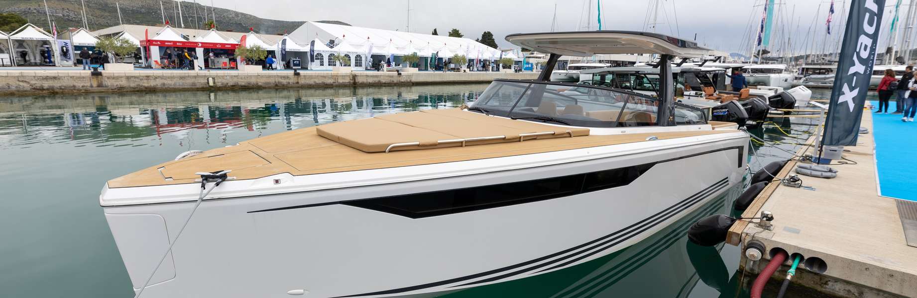 Motorboot X-Power 33C