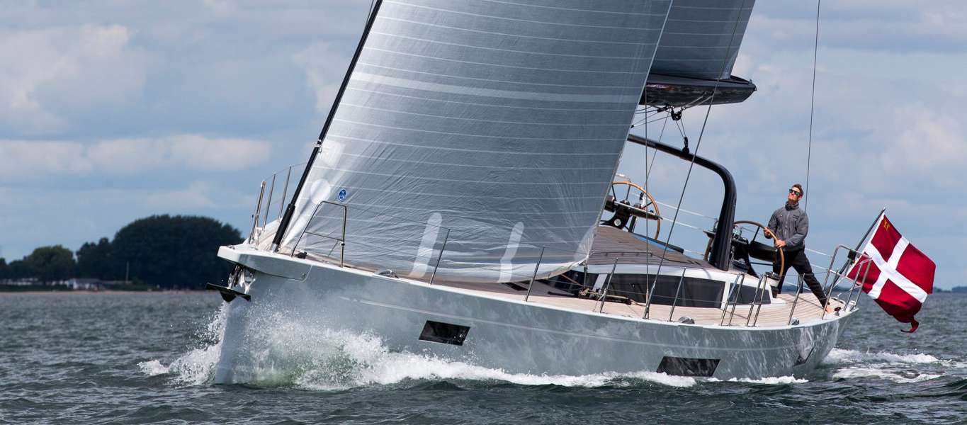 Sailboat X Yacht 4³