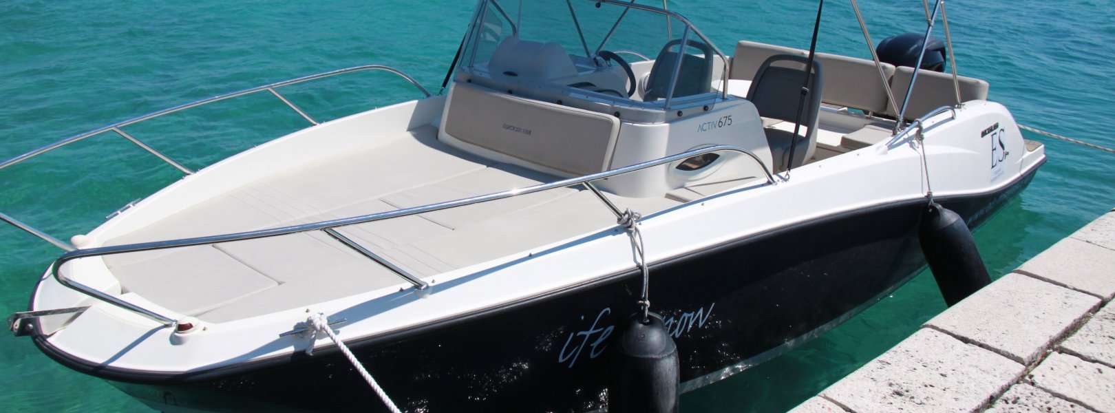 Barco a motor Activ 675 Sundeck