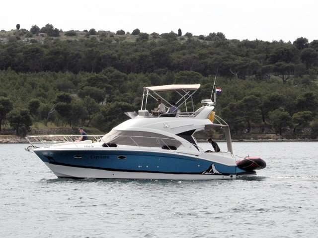 Motor boat Antarès 36